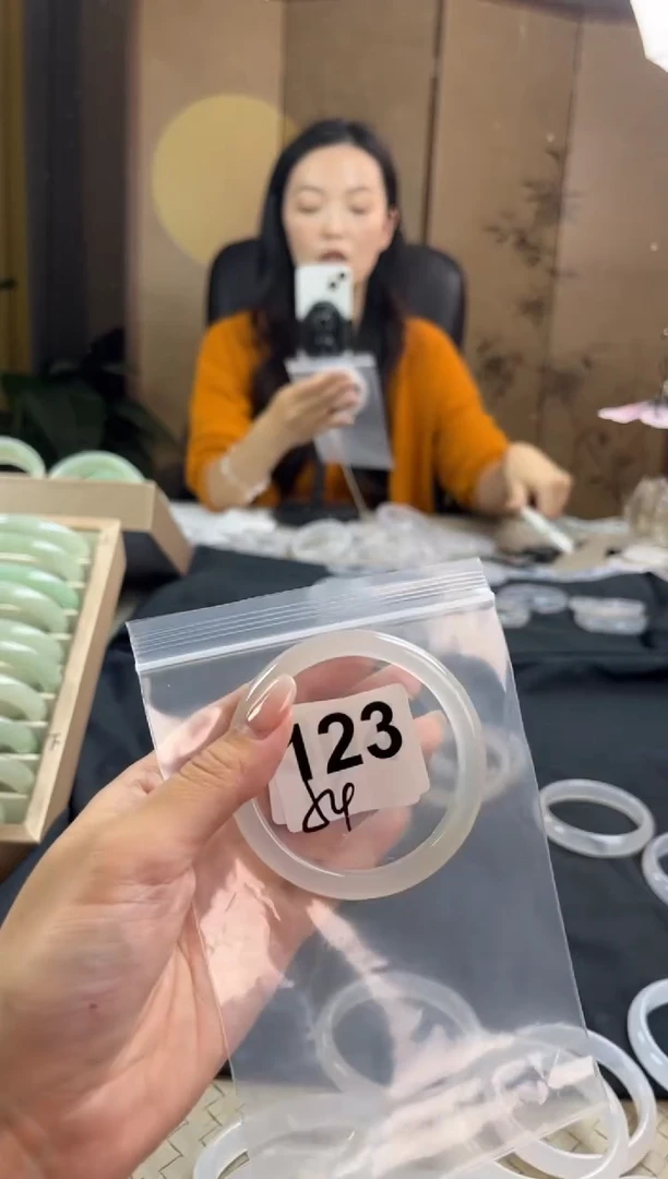 手镯玛瑙/玉髓未镶嵌123