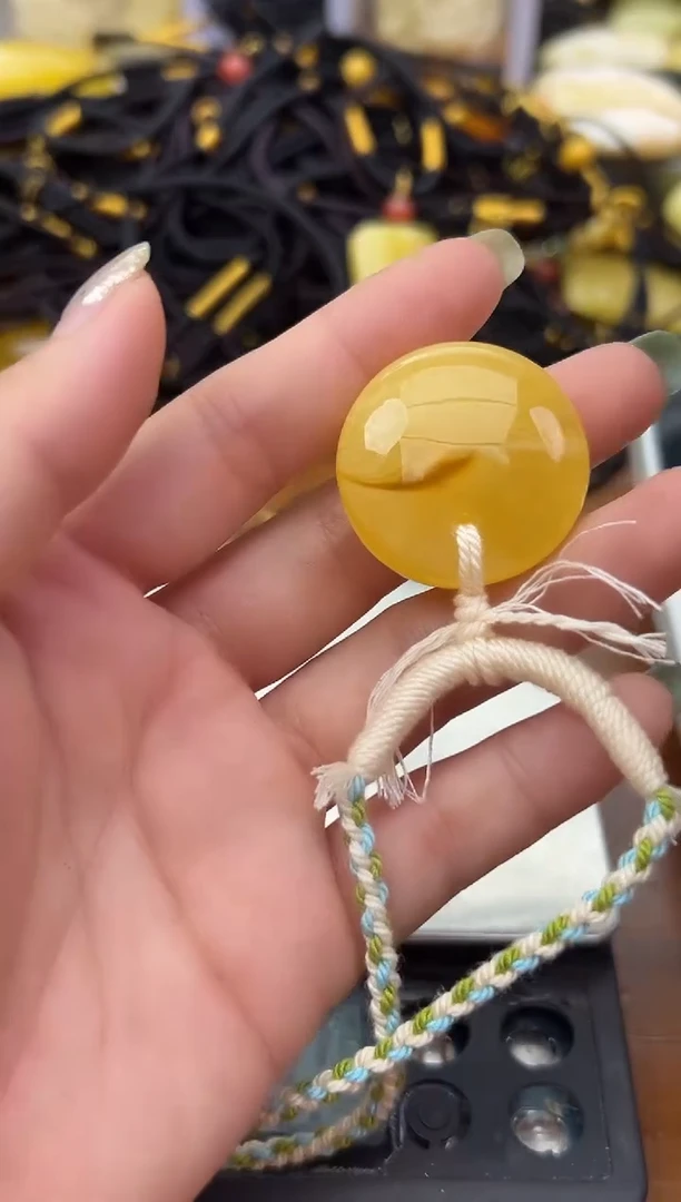 未镶嵌蜜蜡裸石蜜蜡吊坠