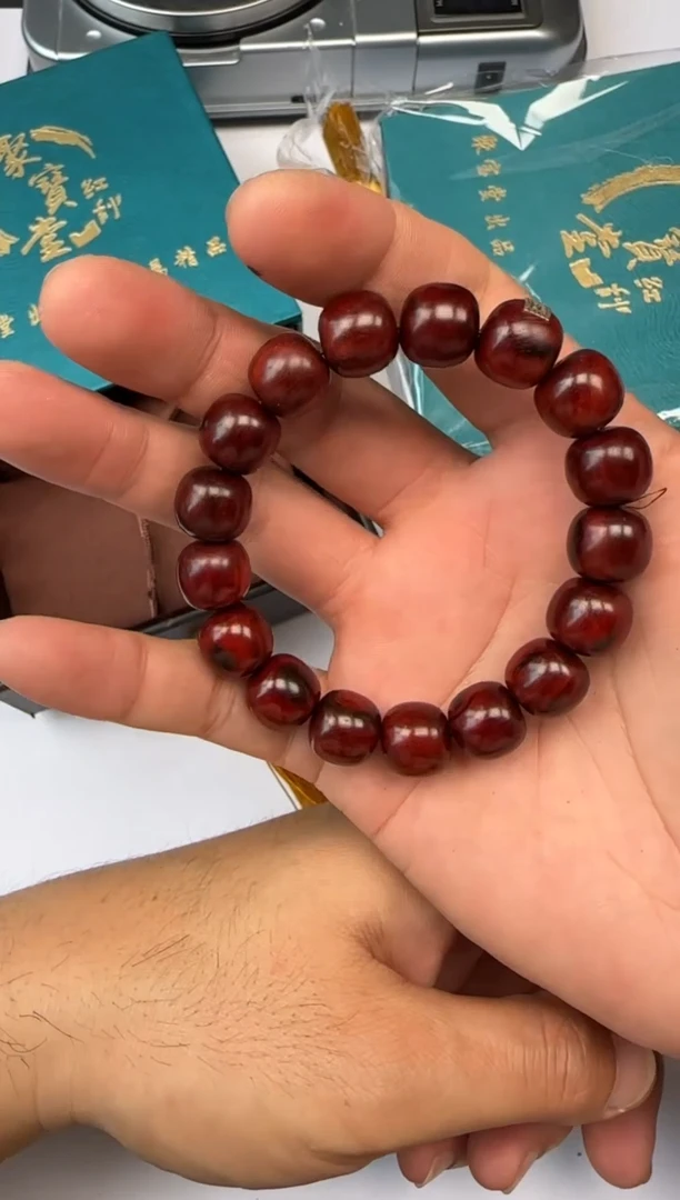 【闪购商品】小叶紫檀手串/手链手串一条