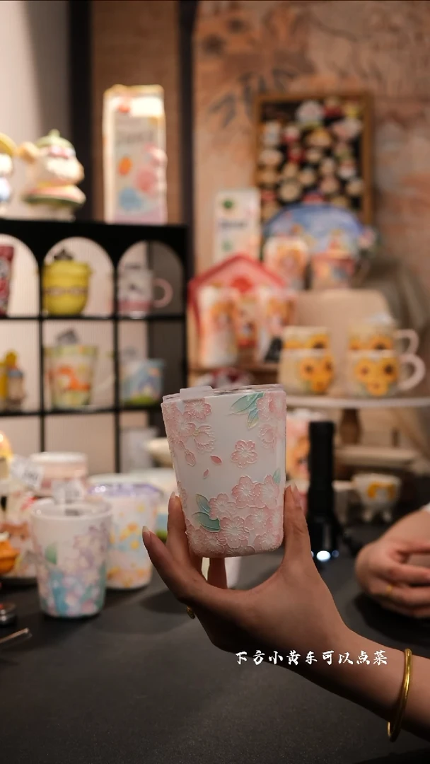 摆件景德镇手工手绘设计师款