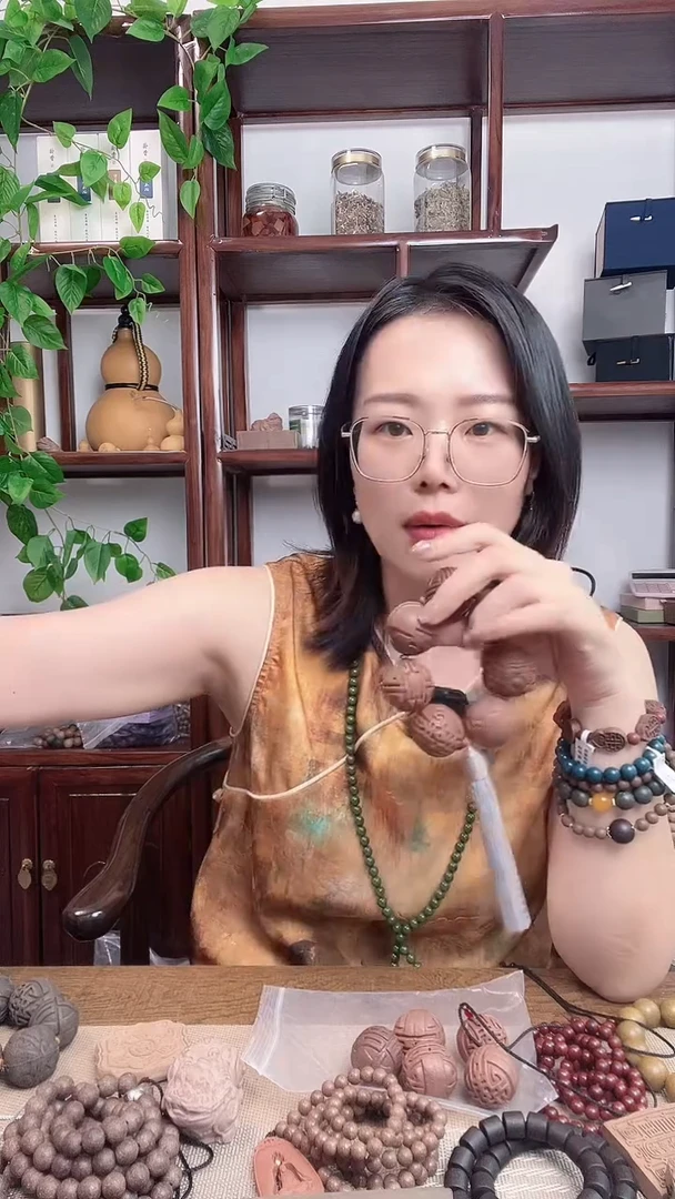 泥塑红麝香方的七星丹