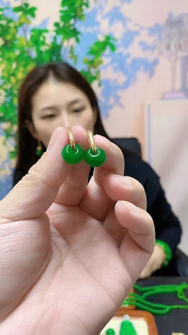 【闪购商品】翡翠耳饰14K金镶嵌翡翠耳垢