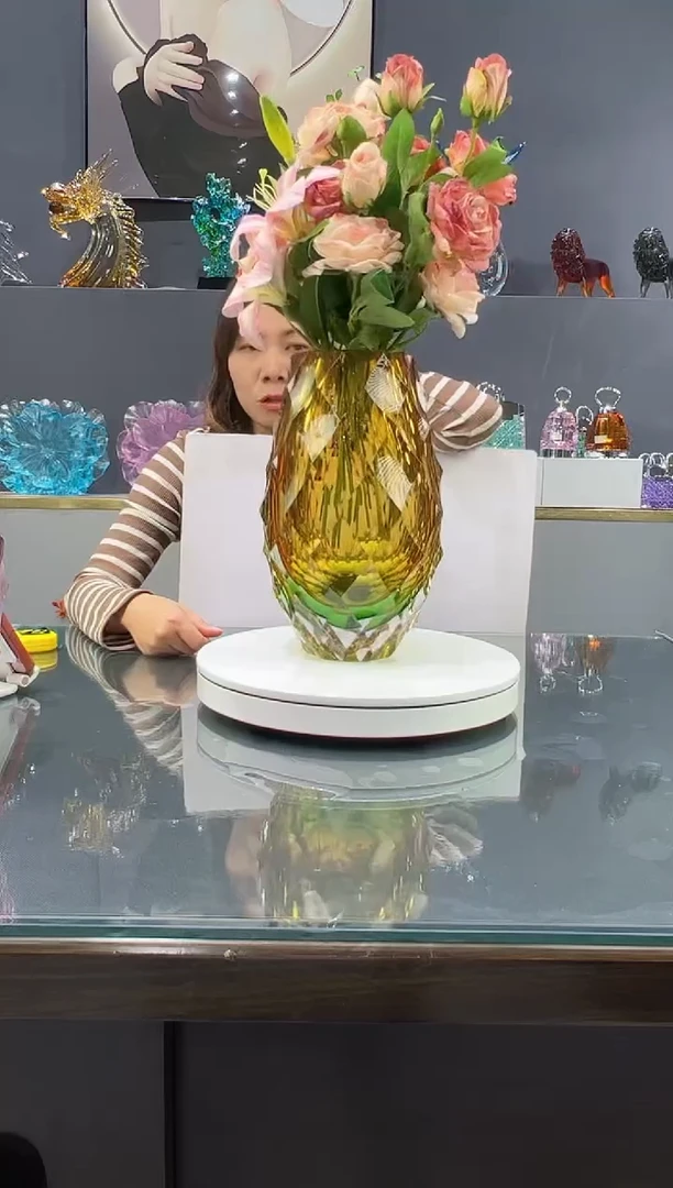 琉璃水晶琉璃花瓶1个