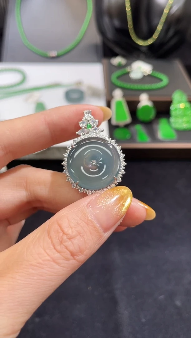 吊坠(不含链)银S925镶嵌翡翠天然翡翠A货天空蓝s925银镶平安扣