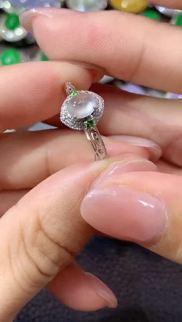 18K金镶嵌戒指翡翠A49