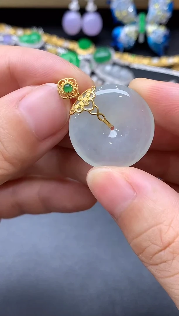 颈饰18K金镶嵌翡翠55中国好珍宝