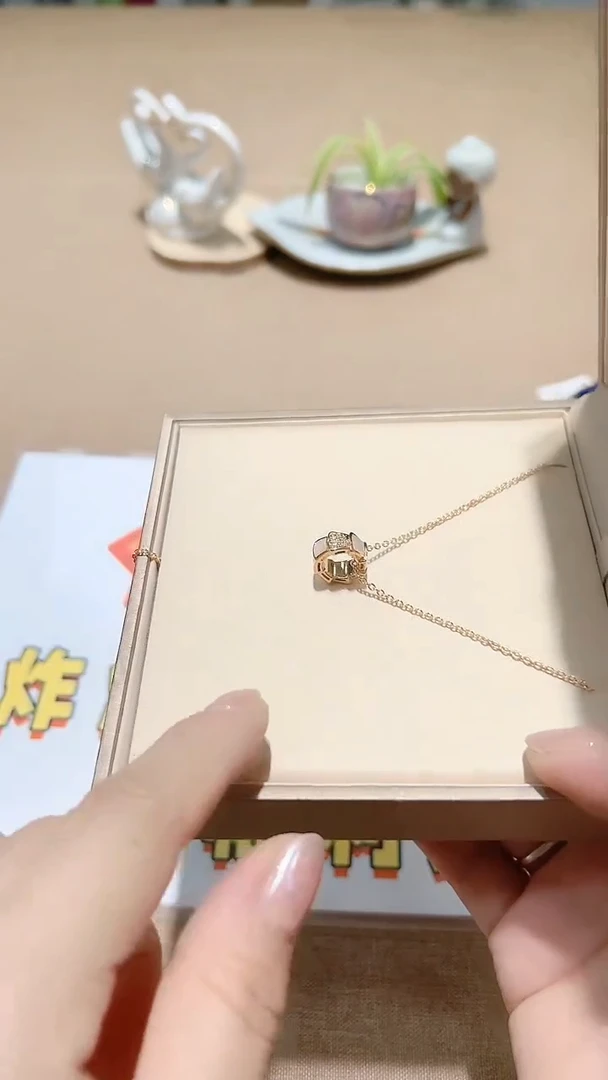 瓷片碗碟好物一件不留@@1
