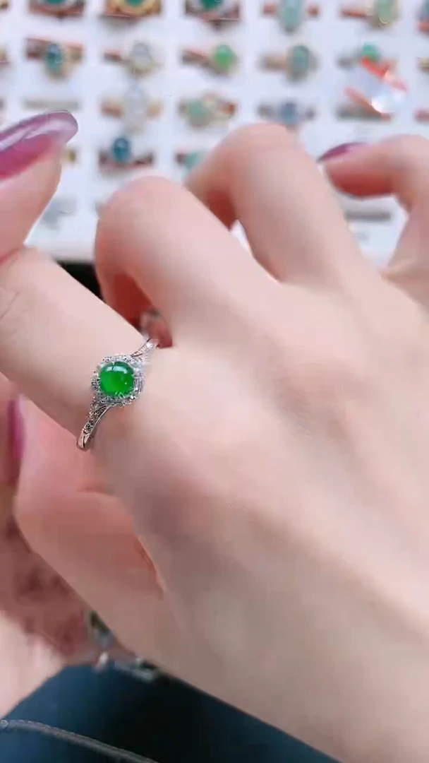 翡翠戒指银S925镶嵌天然翡翠