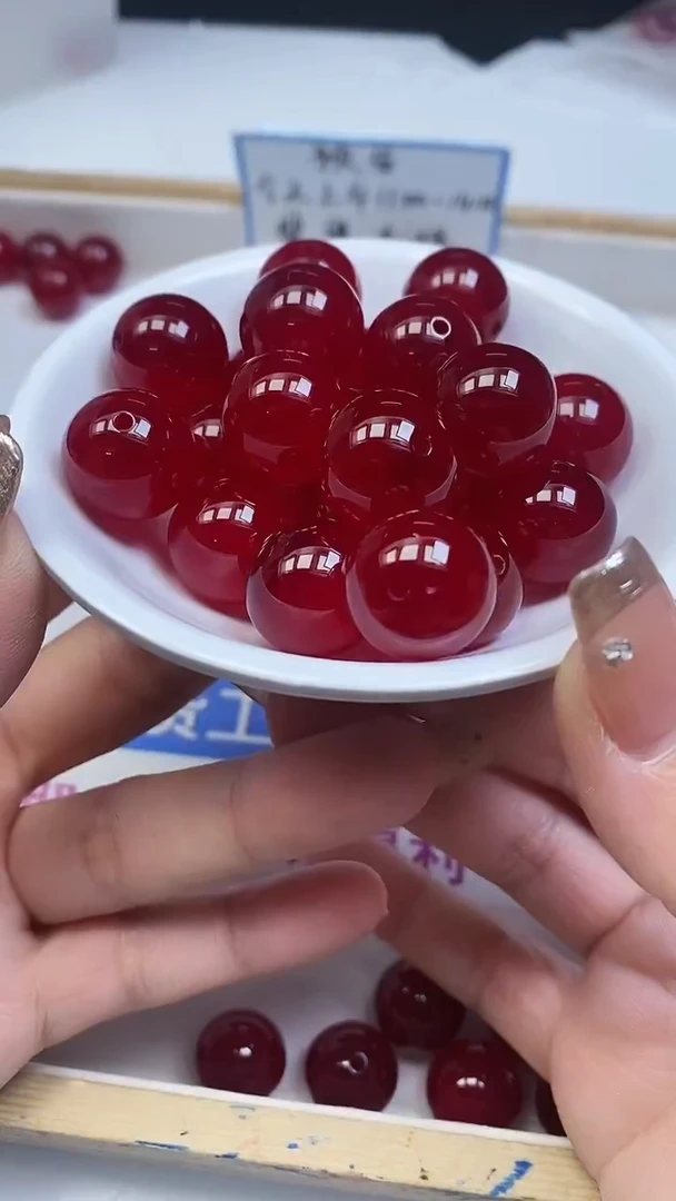 未镶嵌玛瑙手饰B561 缅甸鸽血红16mm1个7.8元