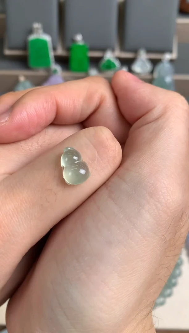 未镶嵌定制翡翠裸玉