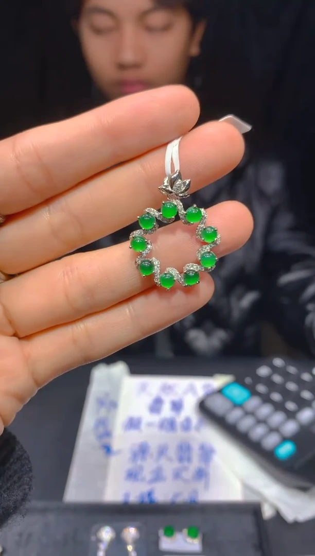 【闪购商品】定制翡翠未镶嵌64多样性发货（发其一）