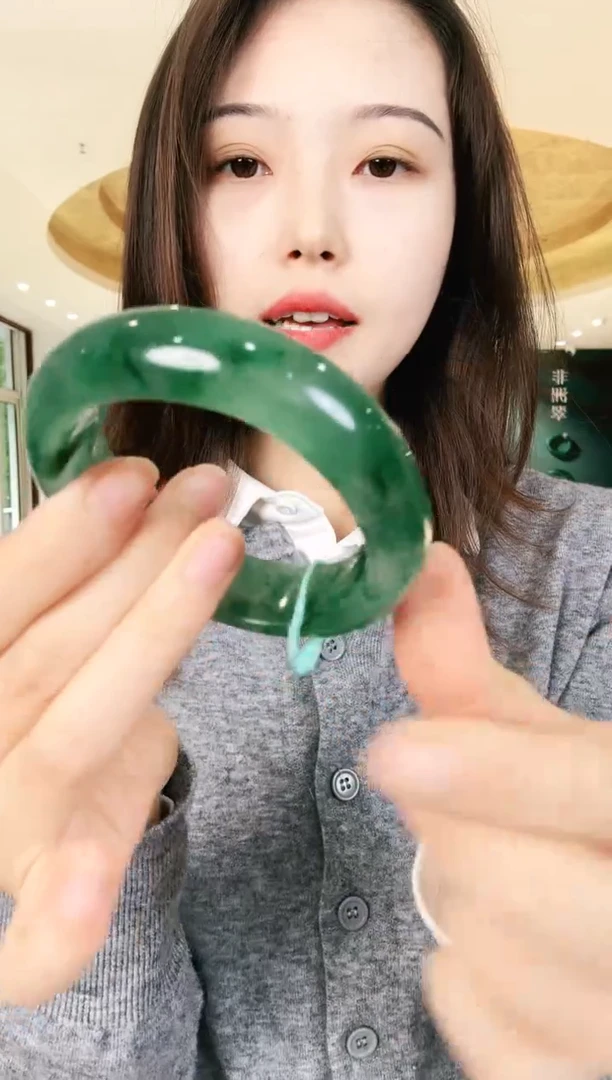 未镶嵌手镯石英质玉石英质玉（非洲翠）