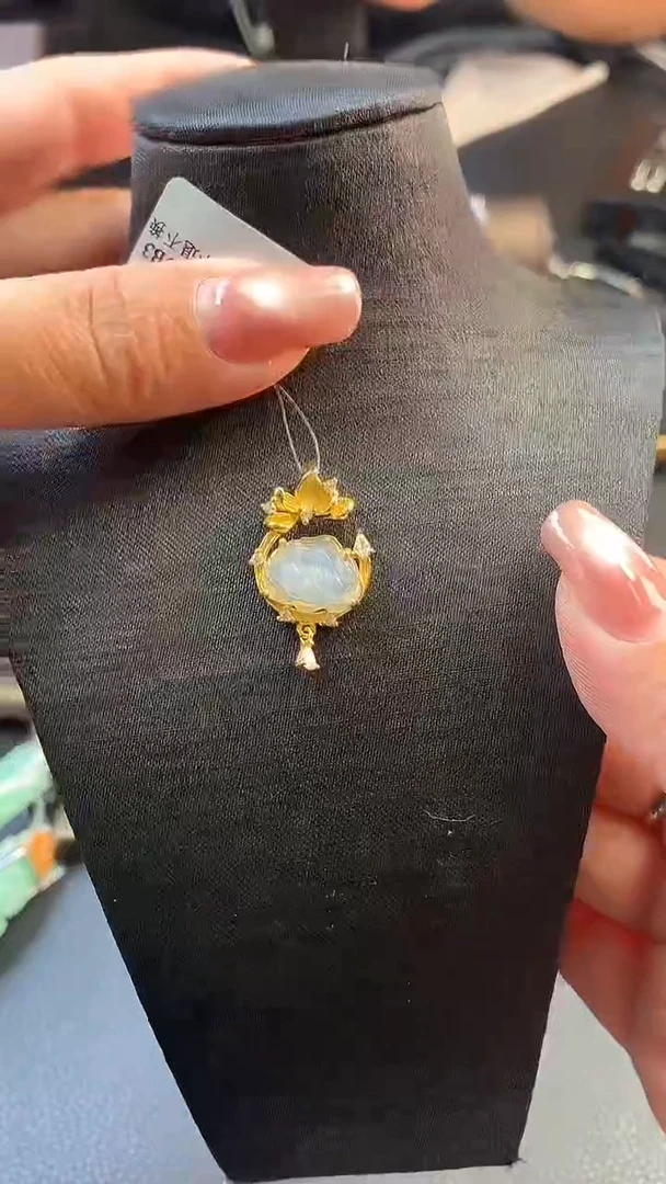 颈饰银S925镶嵌翡翠净货17102