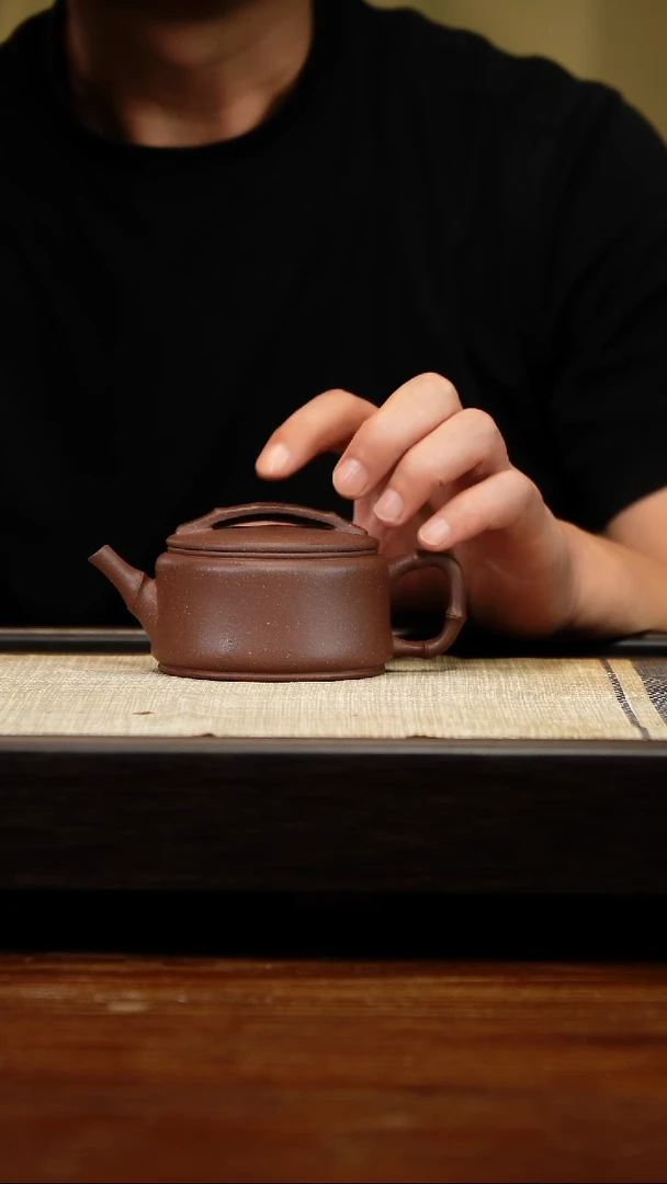 茶壶紫砂四底竹韵