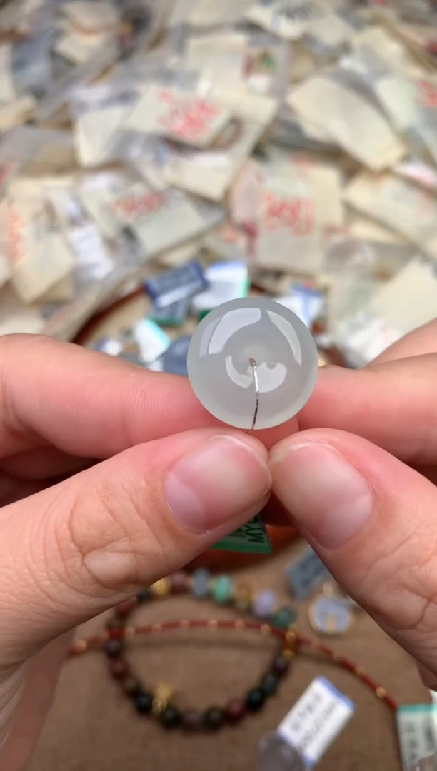 未镶嵌挂件翡翠一