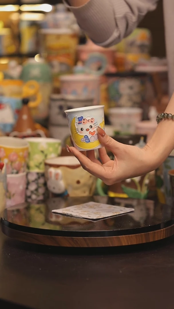 景德镇釉下彩绘设计师款式陶瓷