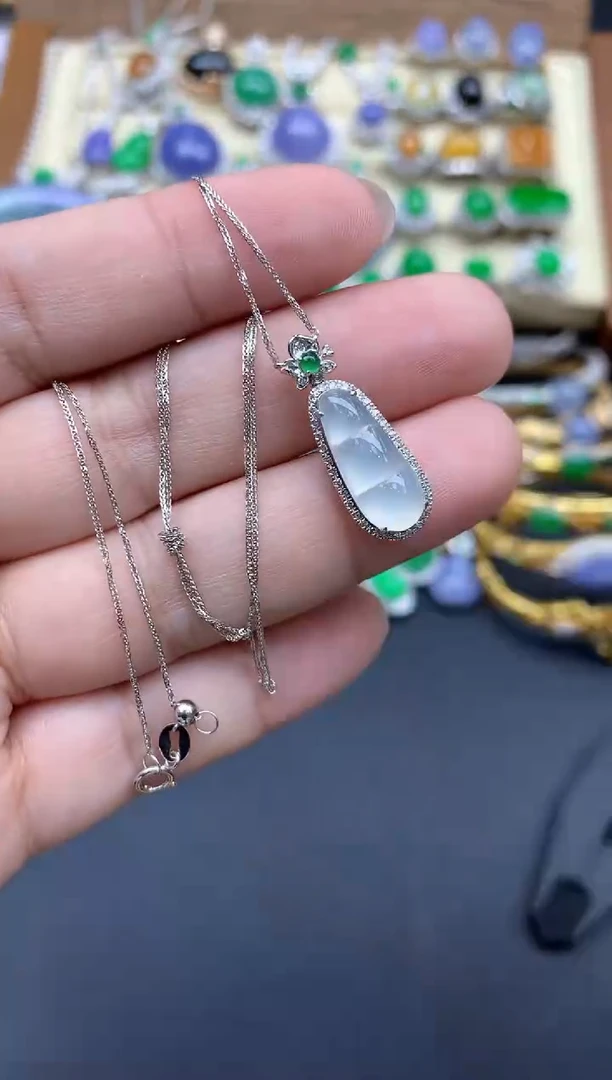 翡翠18K金镶嵌颈饰471-春日珠宝