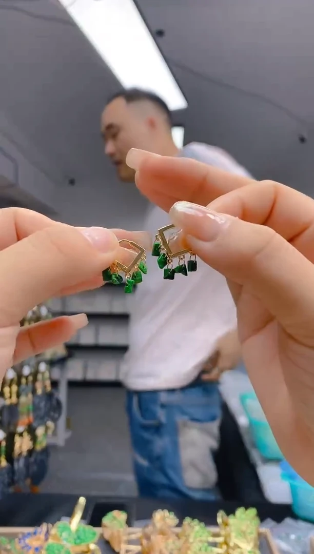 【闪购商品】翡翠耳饰合金321翡翠耳包