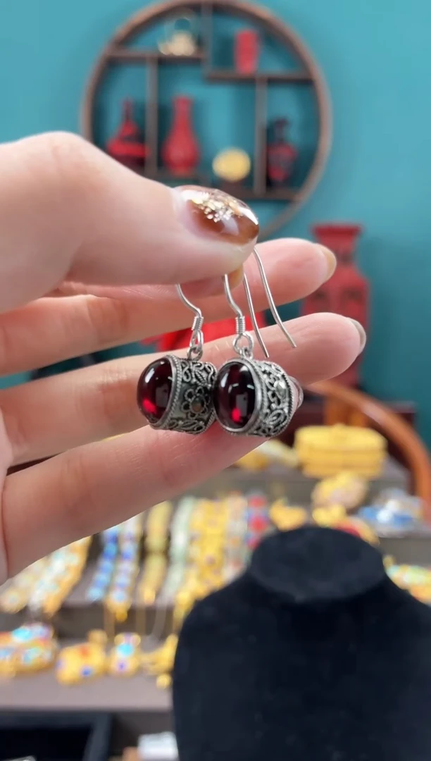非遗手工花丝镶嵌耳环