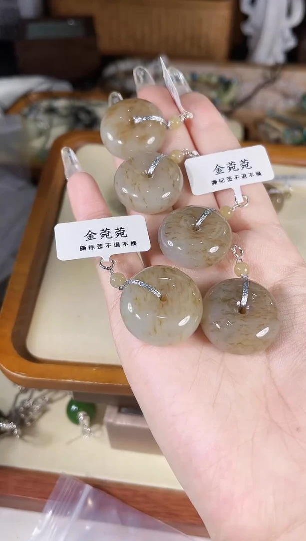 吊坠(不含链)银S925镶嵌和田玉多样性发货其一孤品默认微瑕