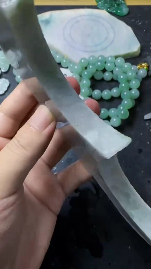 颈饰未镶嵌翡翠035