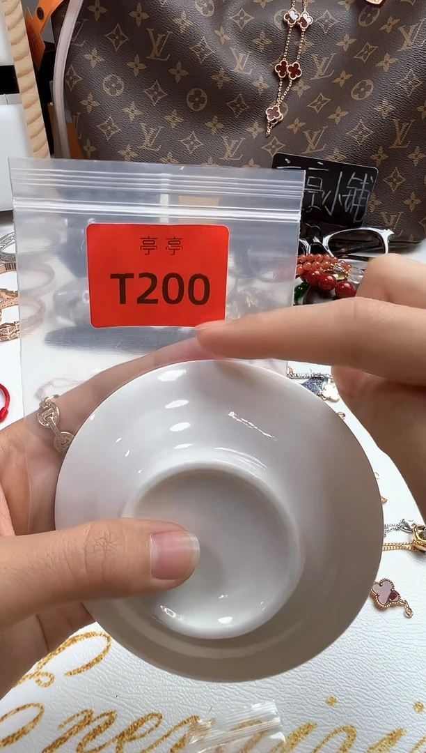 瓷片 彧贤聚宝阁 彧贤聚宝阁