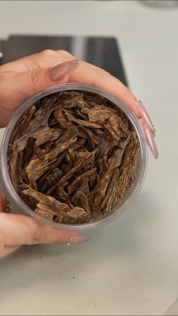 沉香沉香碎屑柬埔寨菩萨树心油1g 多样性发一