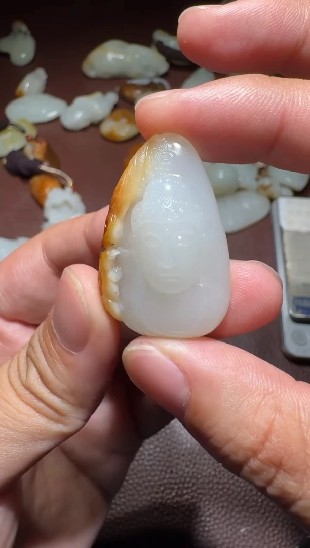 和田玉未镶嵌挂件和田玉