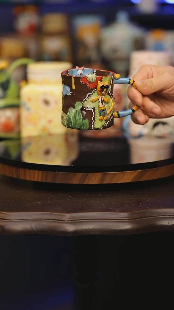 【闪购商品】摆件景德镇釉下彩绘设计师款式陶瓷