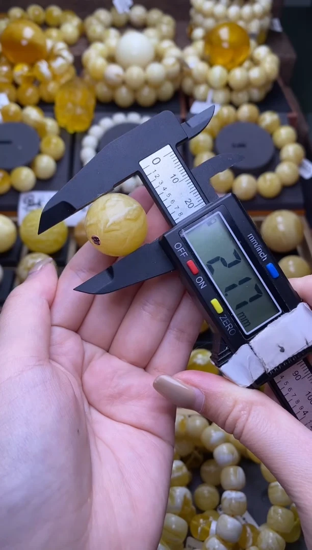 【闪购商品】琥珀裸石未镶嵌大小姐珠宝严选33