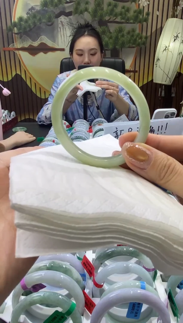 未镶嵌手镯翡翠0004743