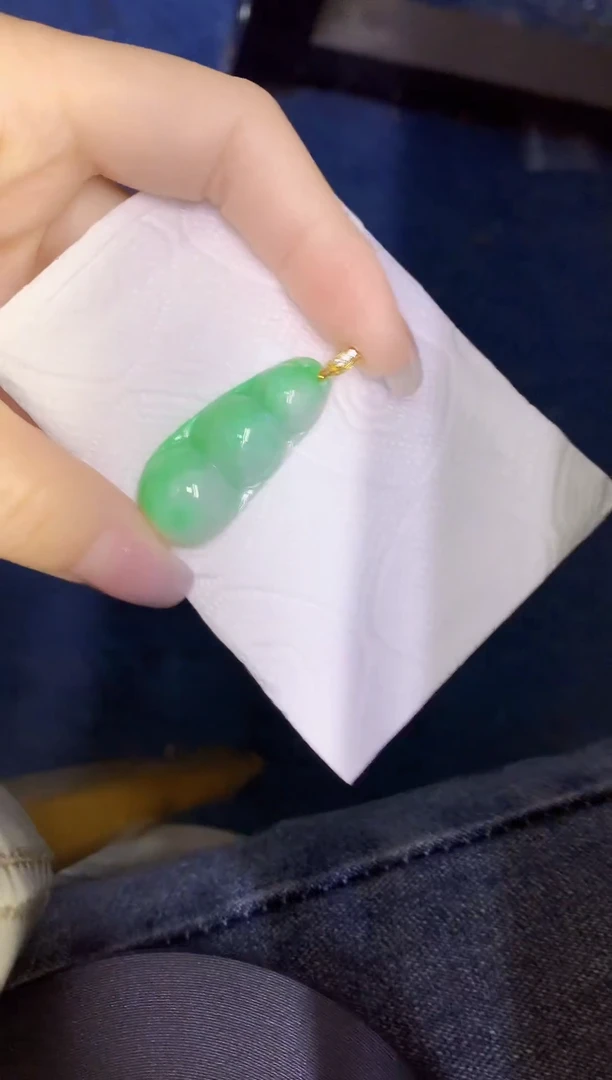 颈饰未镶嵌翡翠缅甸天然翡翠A货