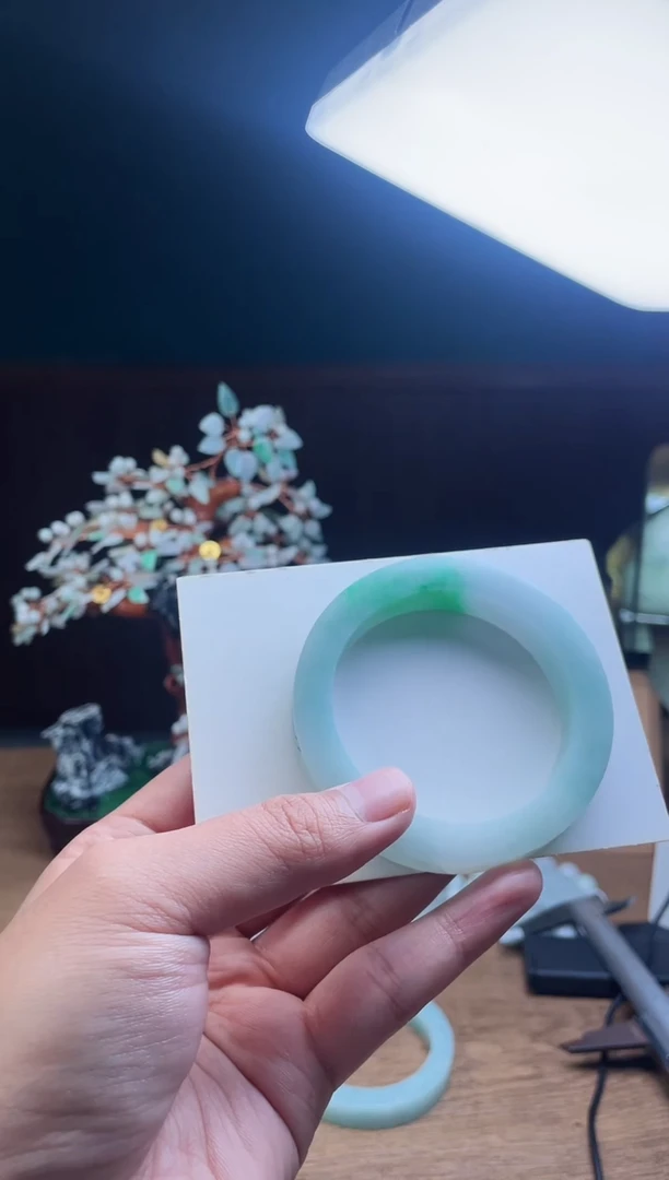 【闪购商品】定制翡翠手镯未镶嵌定制