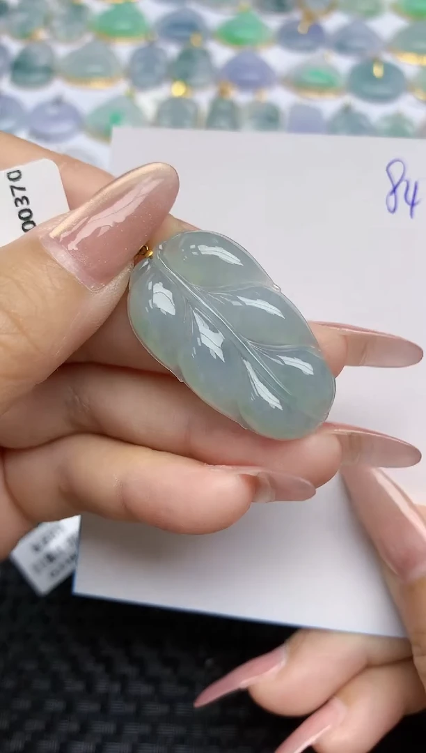 【闪购商品】翡翠颈饰18K金镶嵌天然A货翡翠 84