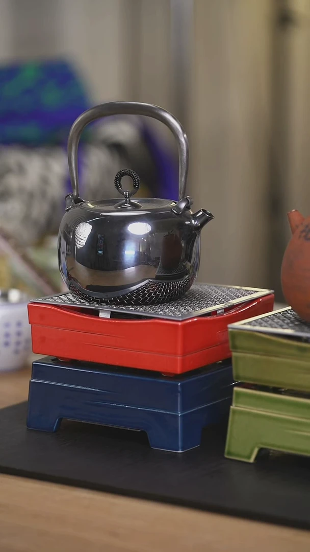 小号银壶一个非常漂亮600ml