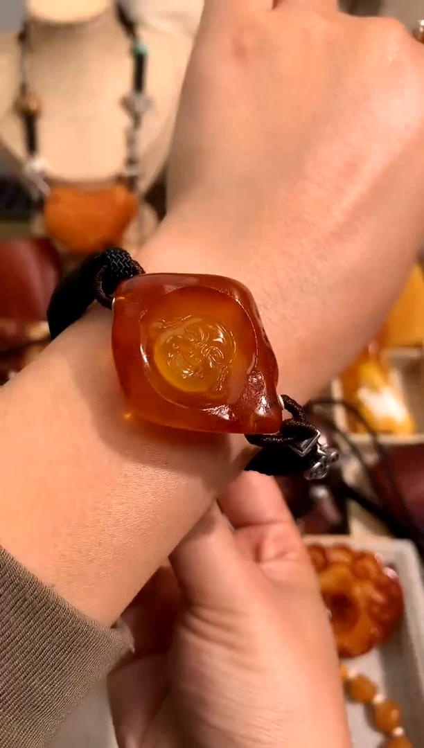 【闪购商品】蜜蜡裸石未镶嵌似玉