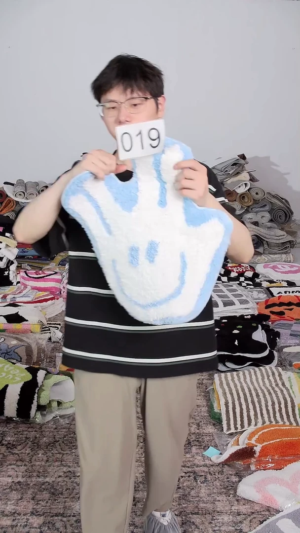 清仓植绒地垫 019