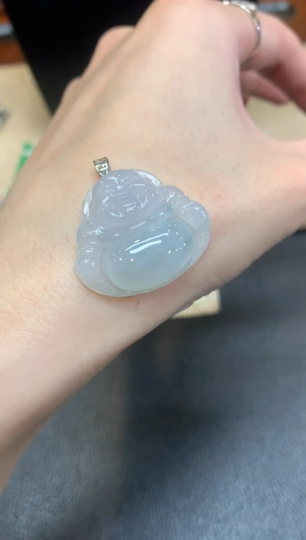 翡翠18K金镶嵌颈饰佛公【无服务费】