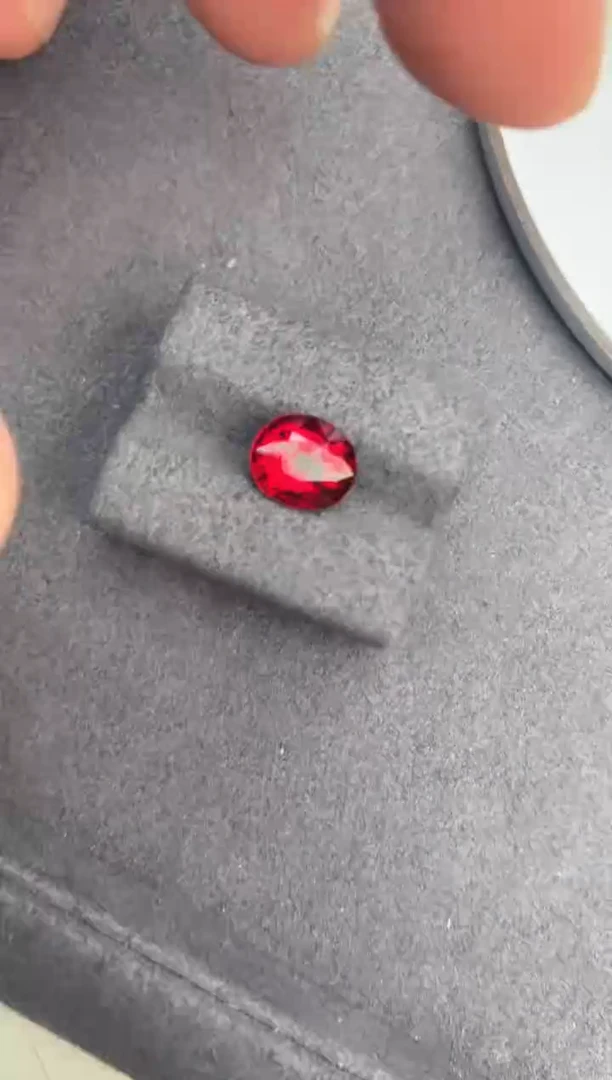 【闪购商品】碧玺裸石未镶嵌2.7ct卢比莱