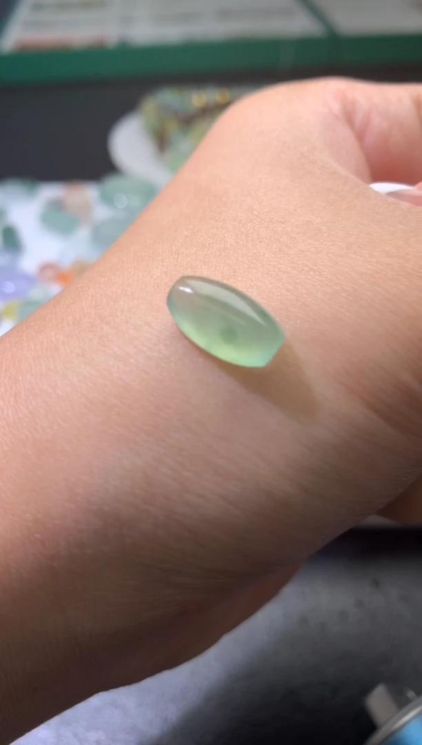 未镶嵌定制翡翠毛货 12.6-7.3-4.3