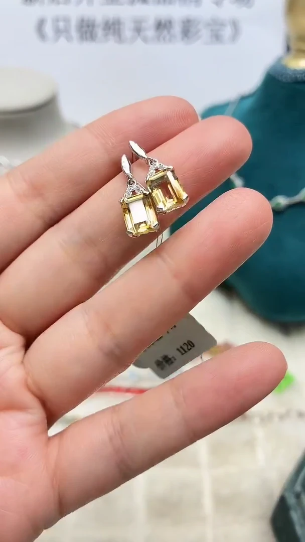 银S925镶嵌耳饰水晶265ZB1122产品一个（多样性）