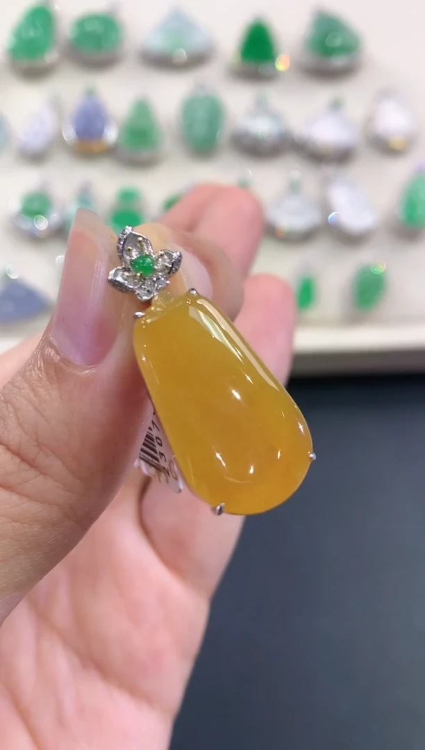 翡翠18K金镶嵌吊坠(不含链)B177春日珠宝