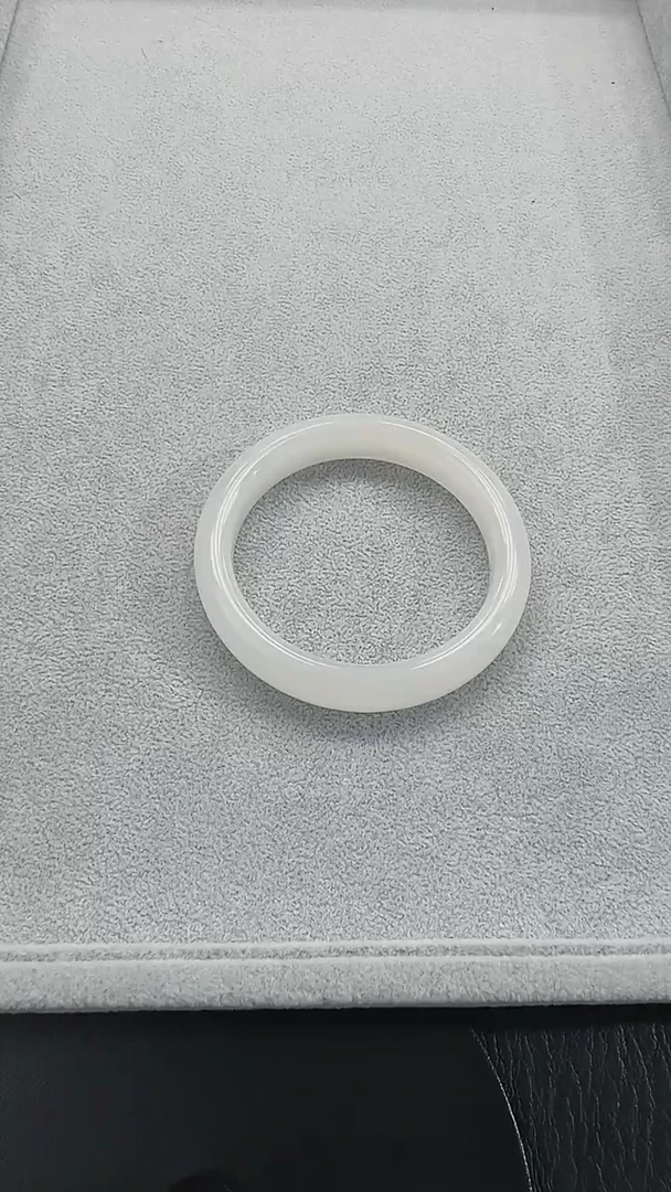 和田玉手镯未镶嵌829圈口59.2