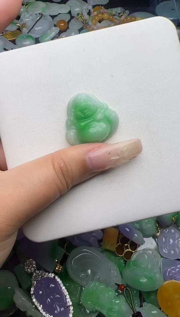 翡翠未镶嵌颈饰天然缅甸翡翠吊坠