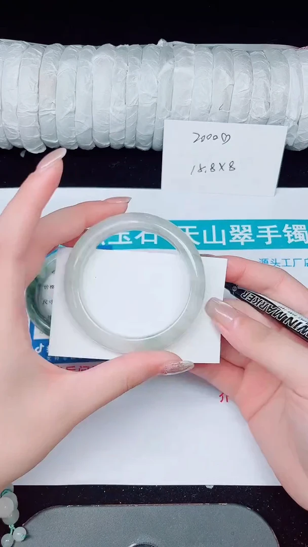 未镶嵌手镯石英质玉76-52/53