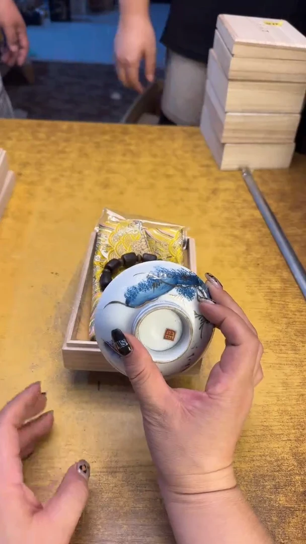 瓷器瓷器瑕疵破破211