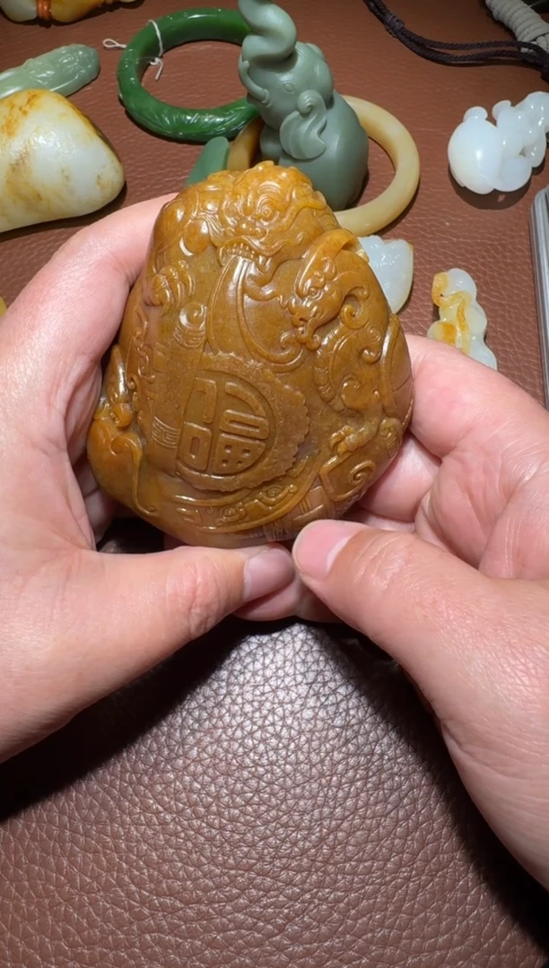 未镶嵌和田玉挂件和田玉