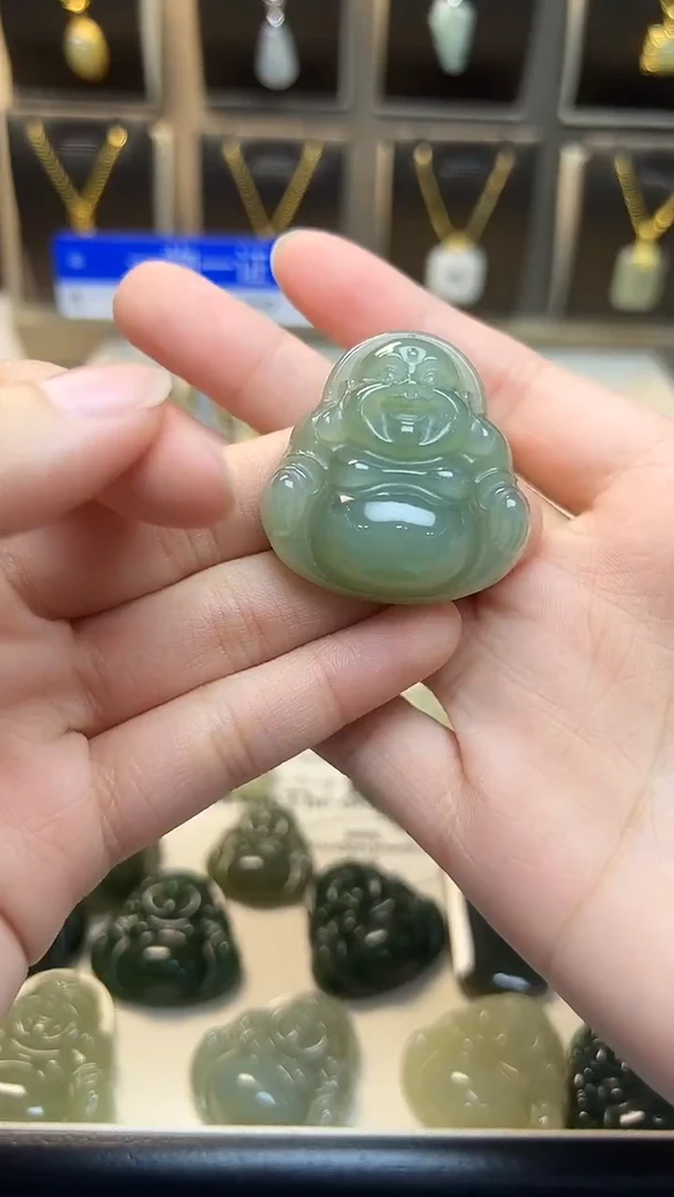 吊坠(不含链)未镶嵌和田玉木*Q 吊坠(不含链) 未镶嵌 和田玉 木*Q