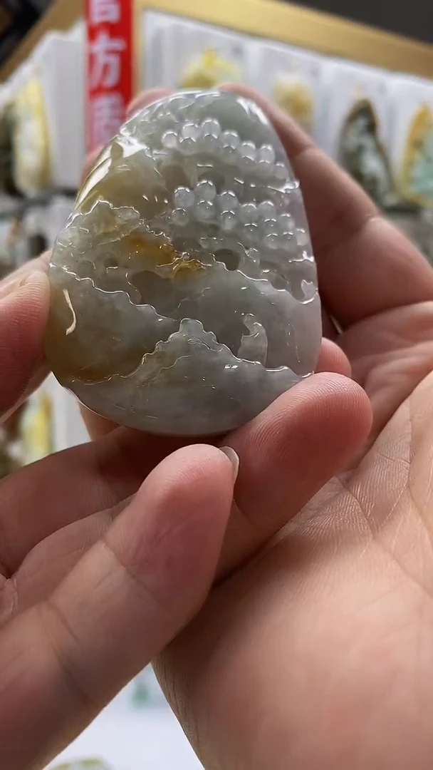 翡翠未镶嵌颈饰翡翠A货2025/6/10