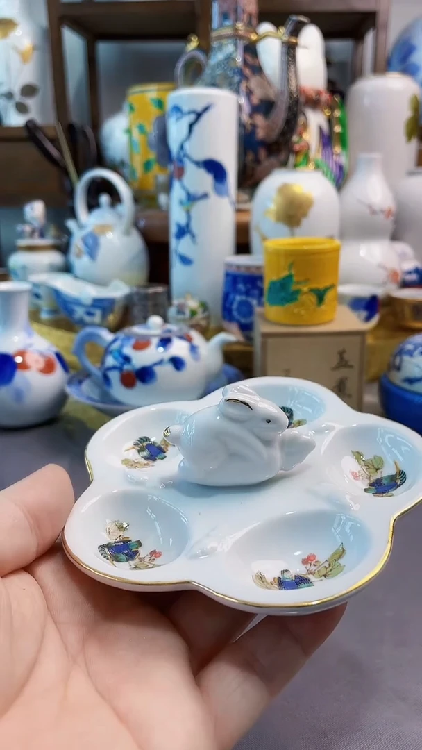 瓷片浪****常兔子盘一一一